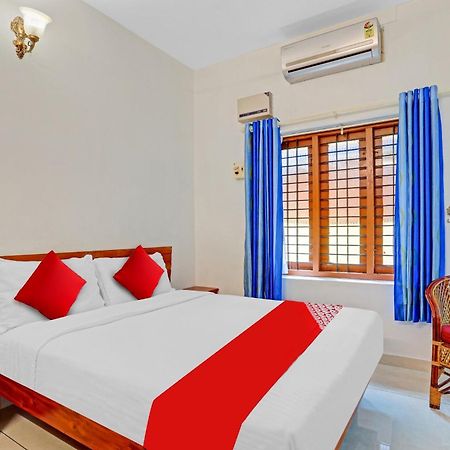Flagship Hotel Adara Residency Тривандрум Экстерьер фото